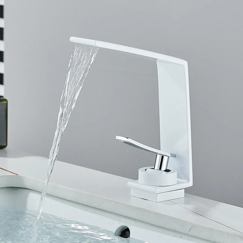Robinet mitigeur design lavabo salle de bain cascade - Noir - Laiton