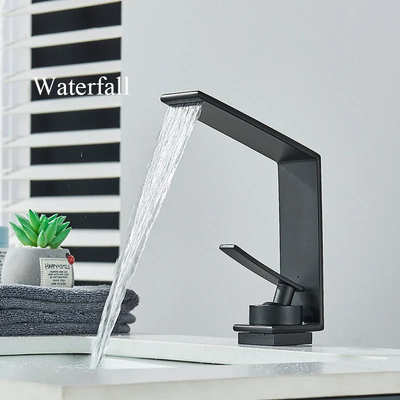 Robinet mitigeur design lavabo salle de bain cascade - Noir - Laiton